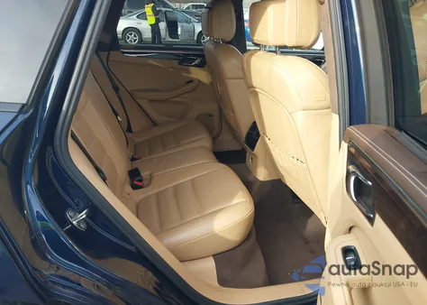 2016 Porsche Macan Turbo z USA, uszkodzony, nr VIN WP1AF2A51GLB93811